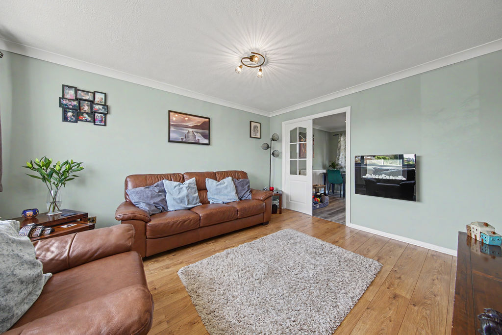 Braemar Close New Whittington
